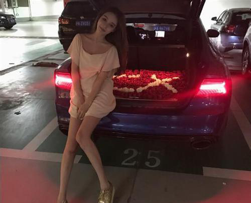 死亡宣告打女友被拘留，女友发文澄清：他没动手