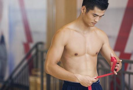 锻炼胸肌中缝&nbsp;请做好这两个动作