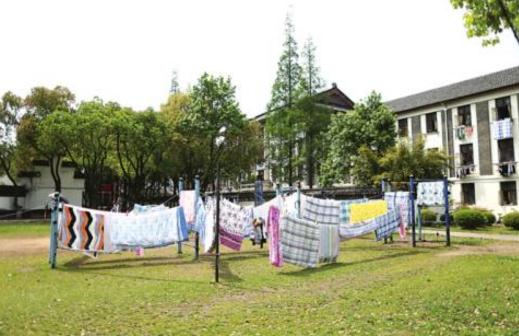 冬天被子千万别乱晒 去味应该这么做