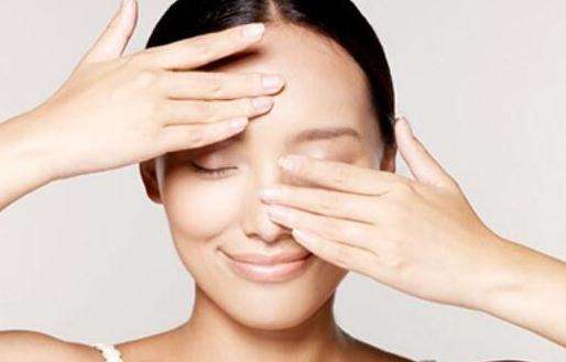 皮肤粗糙要抗衰老 这些护肤方法还你婴儿肌