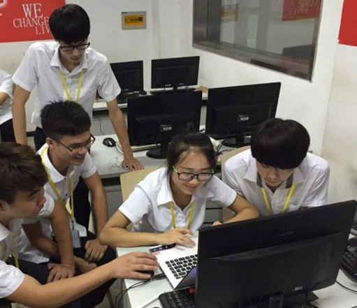 低龄层孩子打开手机除了游戏，还有这个可以玩