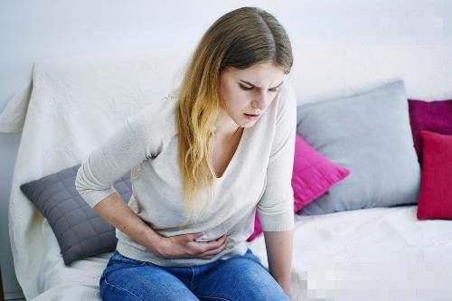 经期前后便秘与荷尔蒙有关 调理试试这样做