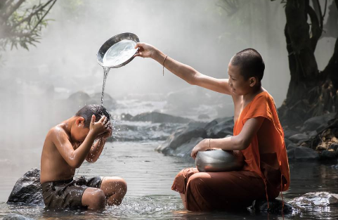 洗澡应该先洗身体哪个部位