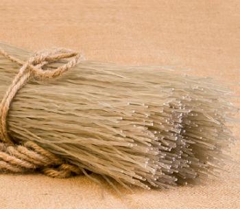 劣质粉条毒害大脑和肝肾&nbsp;怎么鉴别粉条好坏？