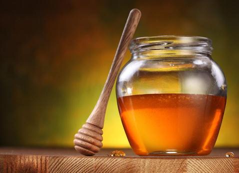 吃什么食物有助于睡眠？ 七大食物帮你提高睡眠质量