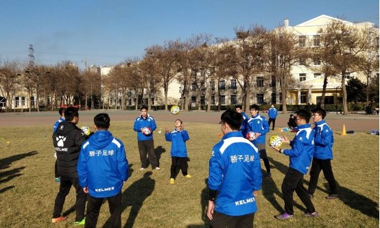 第二期校园级足球教练员培训正式开班