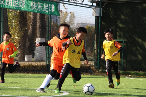 2017“校园联盟杯”青少年校园足球联赛在京举行