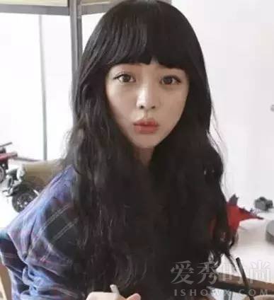 在韩国最潮最in的蛋卷烫长发 你试过没?