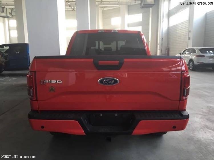 福特猛禽F150皮卡油耗配置性能动力评测