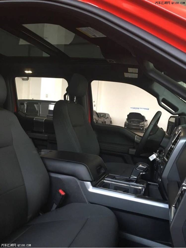 福特猛禽F150皮卡油耗配置性能动力评测