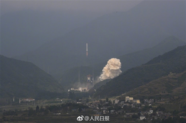 中华神箭归来!长二丙火箭成功发射一箭三星