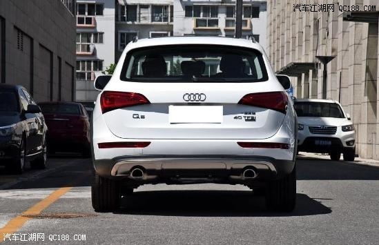 17款奥迪Q5 2.0T发动机8AT 75L油箱实拍