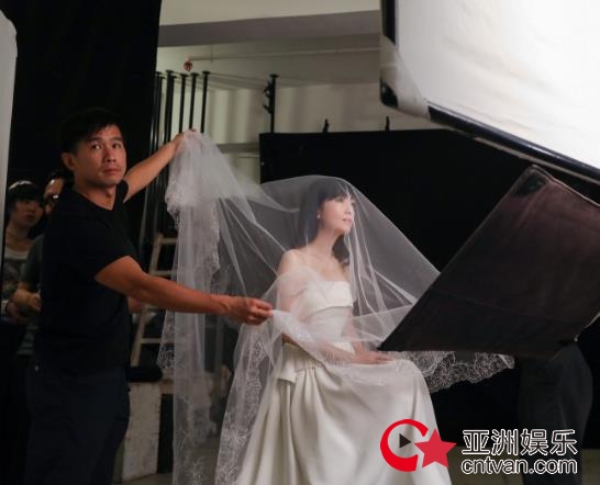 冻龄女神！周慧敏演唱会海报曝光 少女感十足