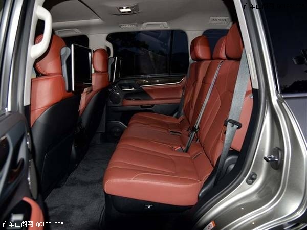 17款雷克萨斯LX570阶梯形后窗百看不厌