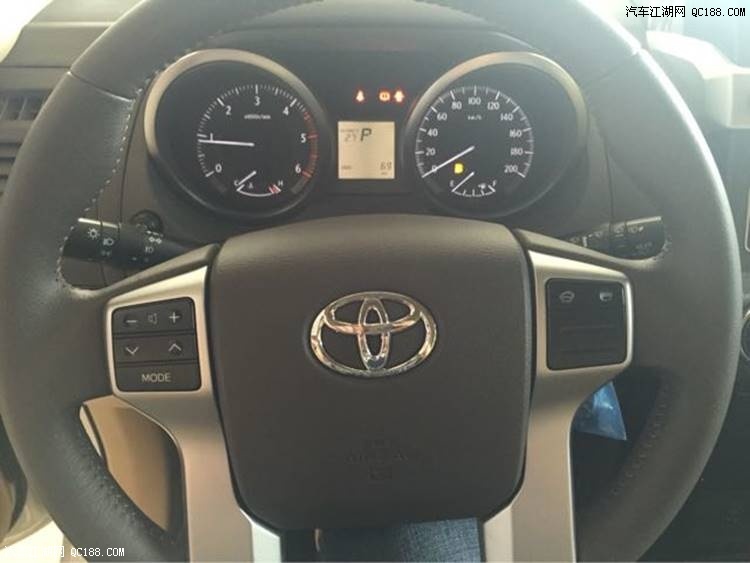 丰田普拉多柴油3000节能省油动力体验