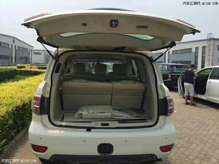 平行进口17新款日产尼桑途乐4.0XE试驾