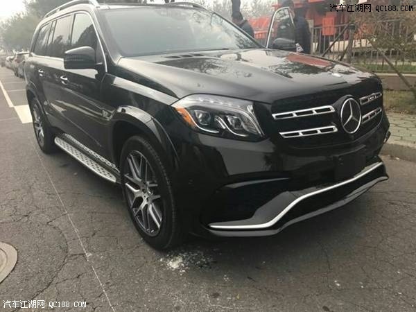 奔驰GLS63双涡轮增压5.5L AMG V8发动机