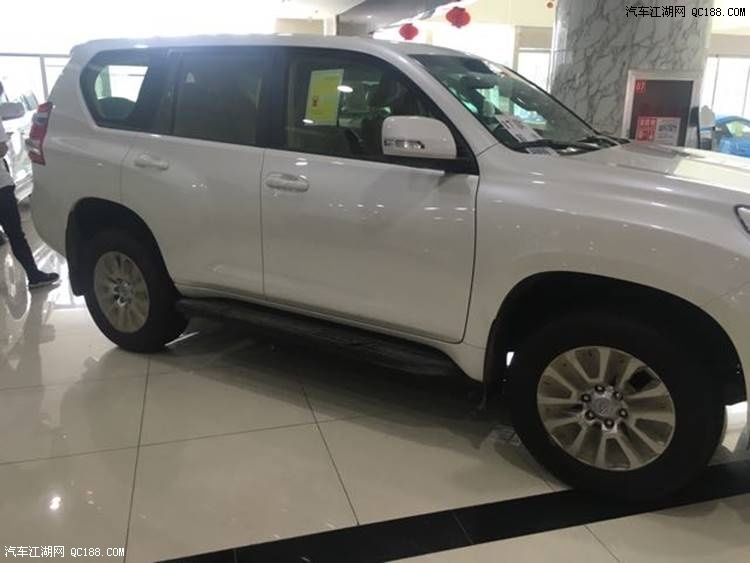 新款丰田霸道2700普拉多进口配置试驾