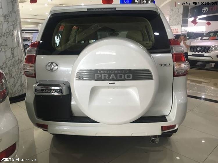 新款丰田霸道2700普拉多进口配置试驾