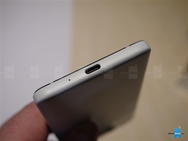 是否有爱？谷歌新太子Pixel 2、Pixel 2 XL上手图赏