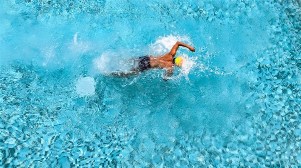 超越三星Note8/iPhone 8!谷歌Pixel 2样张出炉