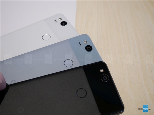 是否有爱？谷歌新太子Pixel 2、Pixel 2 XL上手图赏