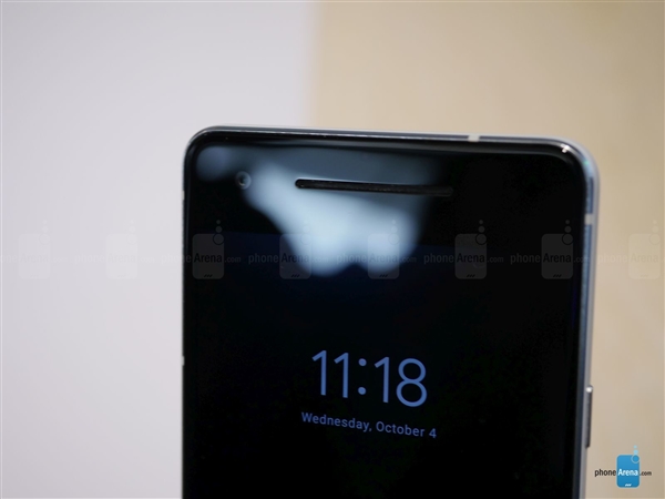 是否有爱？谷歌新太子Pixel 2、Pixel 2 XL上手图赏