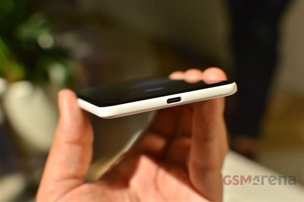 是否有爱？谷歌新太子Pixel 2、Pixel 2 XL上手图赏