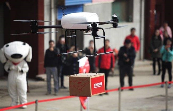 刘强东亲自爆料：京东无人机单程可飞240公里