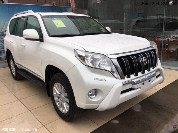 2017款丰田霸道4000进口现车到店实拍