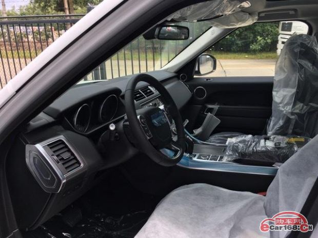 17款路虎揽胜运动欧版四驱全国分期路虎揽运3.0汽油版HSE配置特惠