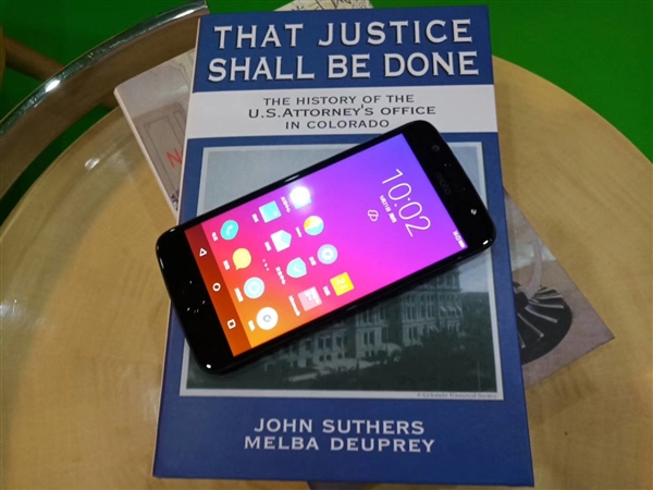 1599元！Moto青柚发布：1080P屏+4GB内存