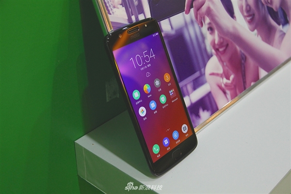 1599元！Moto青柚图赏：Home键是这样