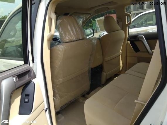 2017款丰田中东版霸道2700刹车辅助体验