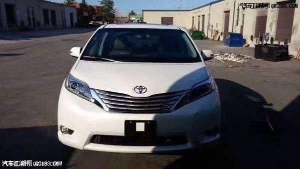 17款丰田塞纳加版3.5 LE电尾门七座评测