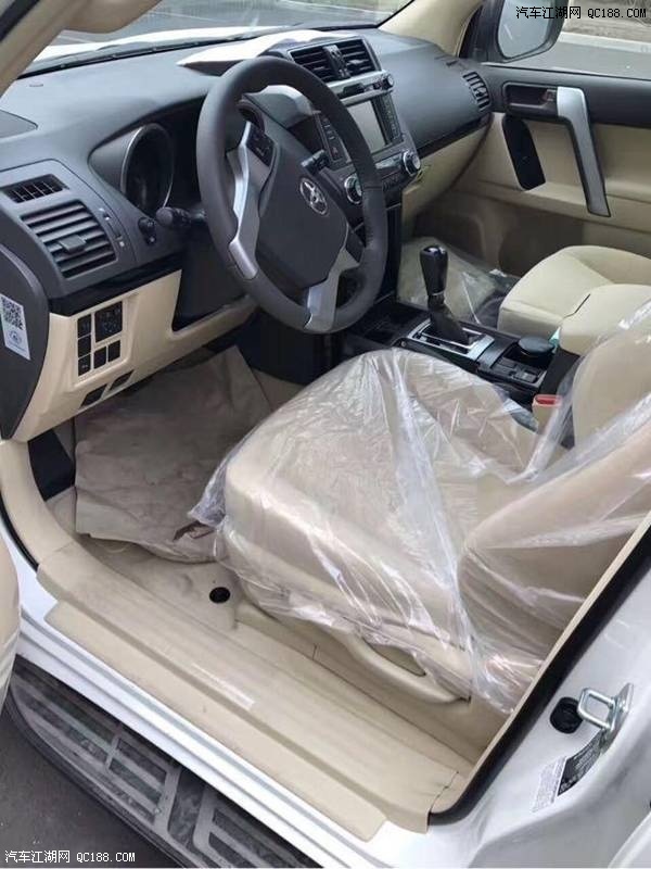 17款2.7L丰田霸道2700普拉多金属漆评测