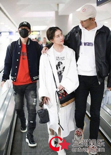 阚清子纪凌尘对视秀恩爱 阚清子整容了吗？ 阚清子怎么读？