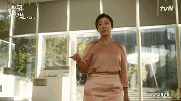 开播豆瓣评分9.0，这部不正经的复仇韩剧能让你笑出腹肌！