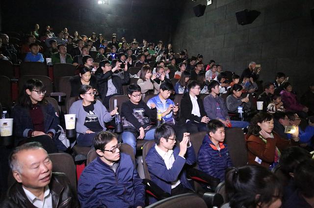 电影《你若安好》主创团队香河举办见面会，与千余人互动观影