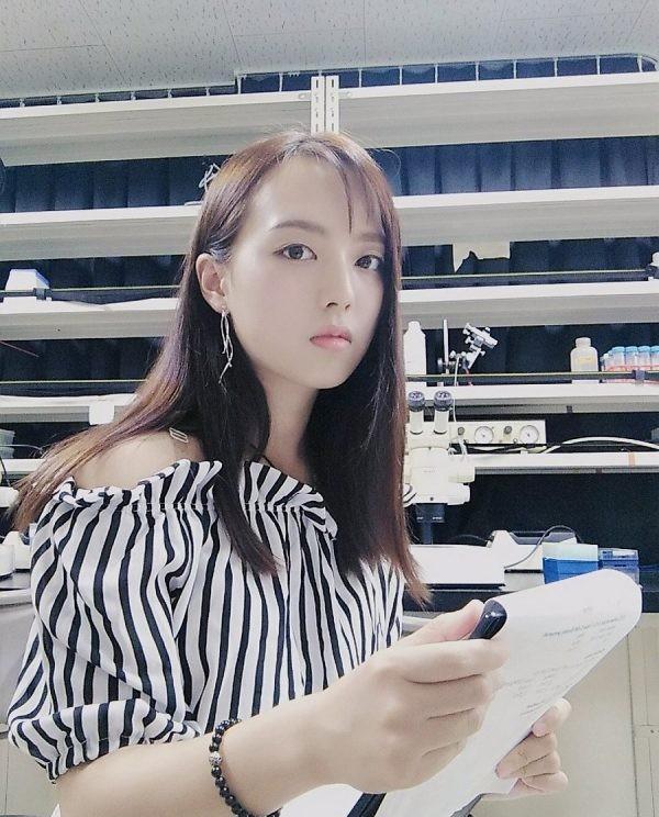 中国女留学生成日本大学校花&nbsp;艾芊芊背景资料曝光私照开扒