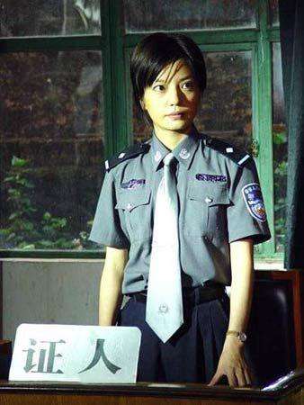 女警朋友圈走红&nbsp;范冰冰baby&nbsp;女星警服造型PK