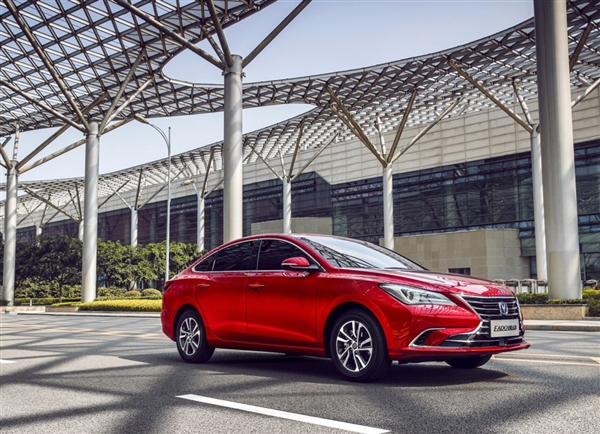 颜值爆表 长安全新逸动广州车展亮相