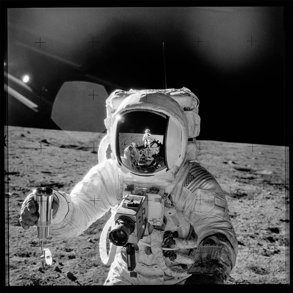 拍下人类登月“一小步”的哈苏相机加入天猫双11