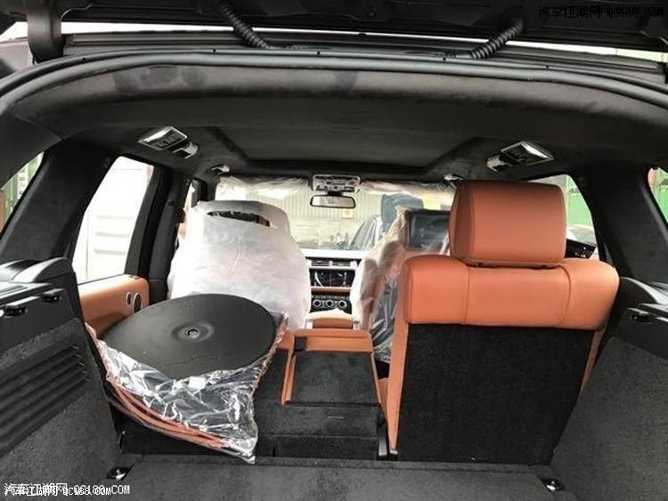 进口新款路虎揽胜行政全景天窗配置价格