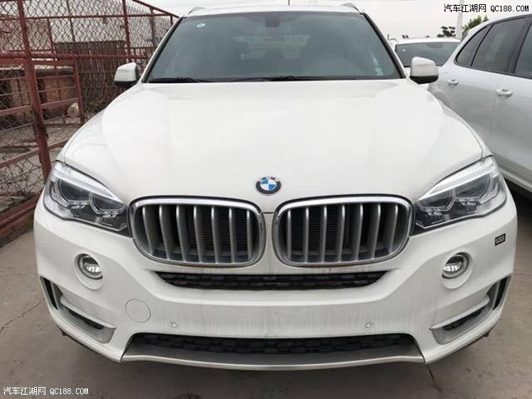 17款宝马X5天津港现车豪华越野品质报价