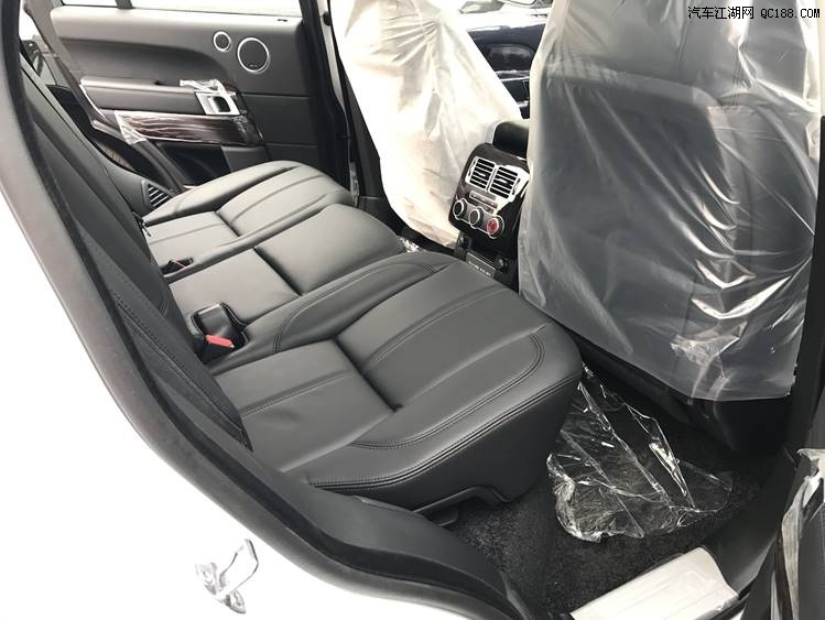 2017款欧规路虎揽胜行政3.0柴油版报价