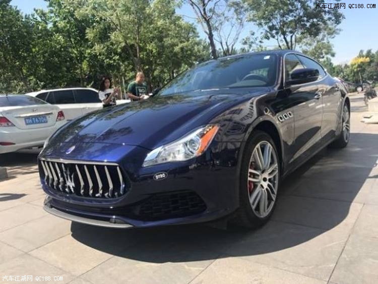 玛莎拉蒂总裁3.0T双涡轮极简风格体验