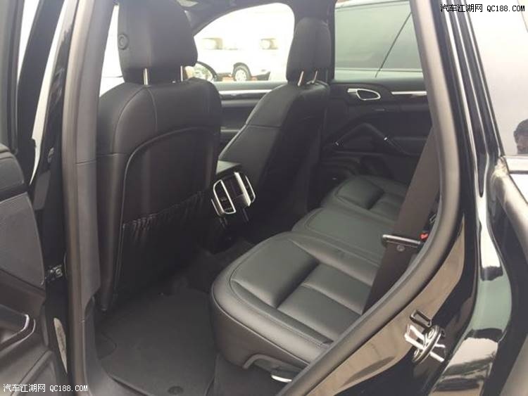 17款保时捷卡宴3.6汽油配置参数详细介绍