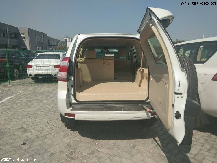 平行进口17款丰田普拉多2700现车解读