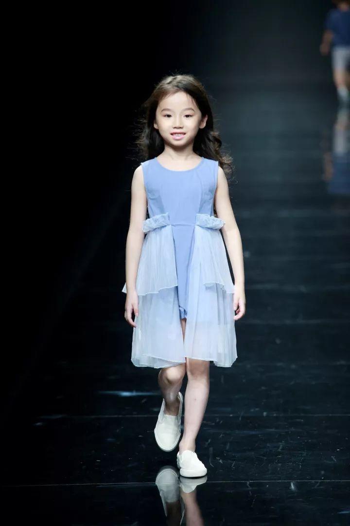 HZFW-Day2倒立的眼睛，眼睛在倒立，可能吗？